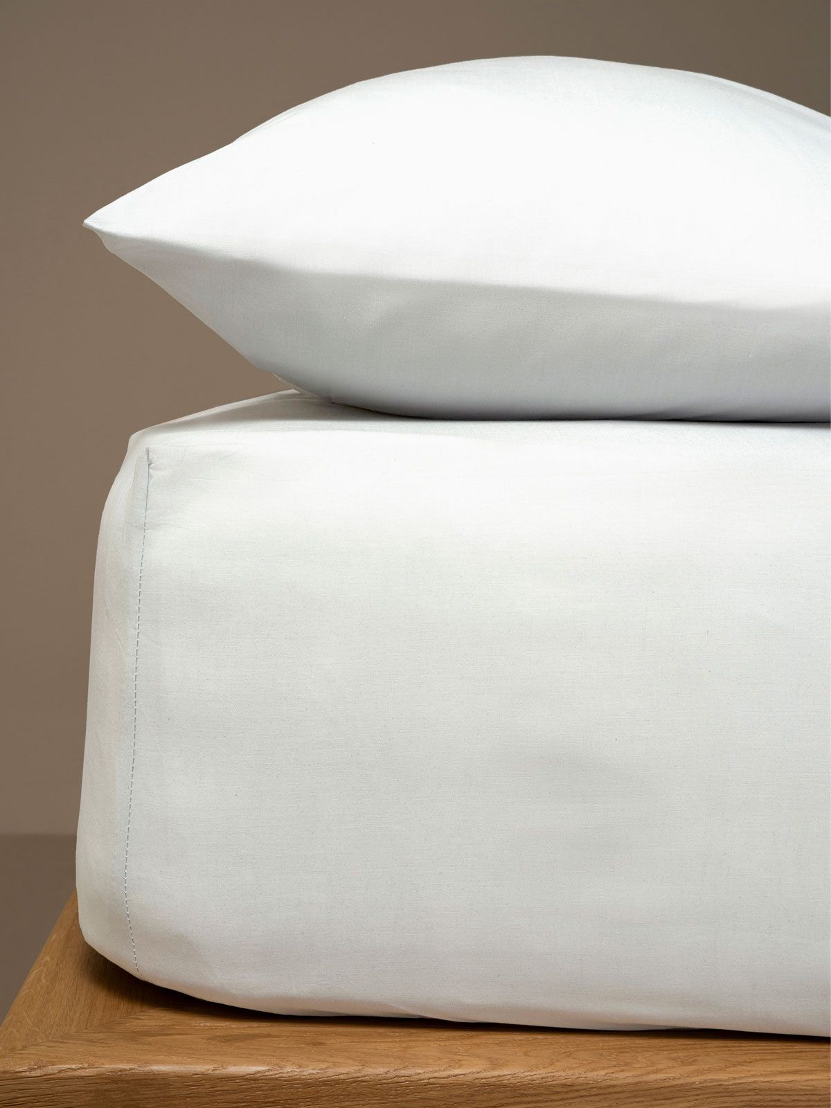 Κατωσέντονο Menta με λάστιχο 1 White Μονό (100×200+25)