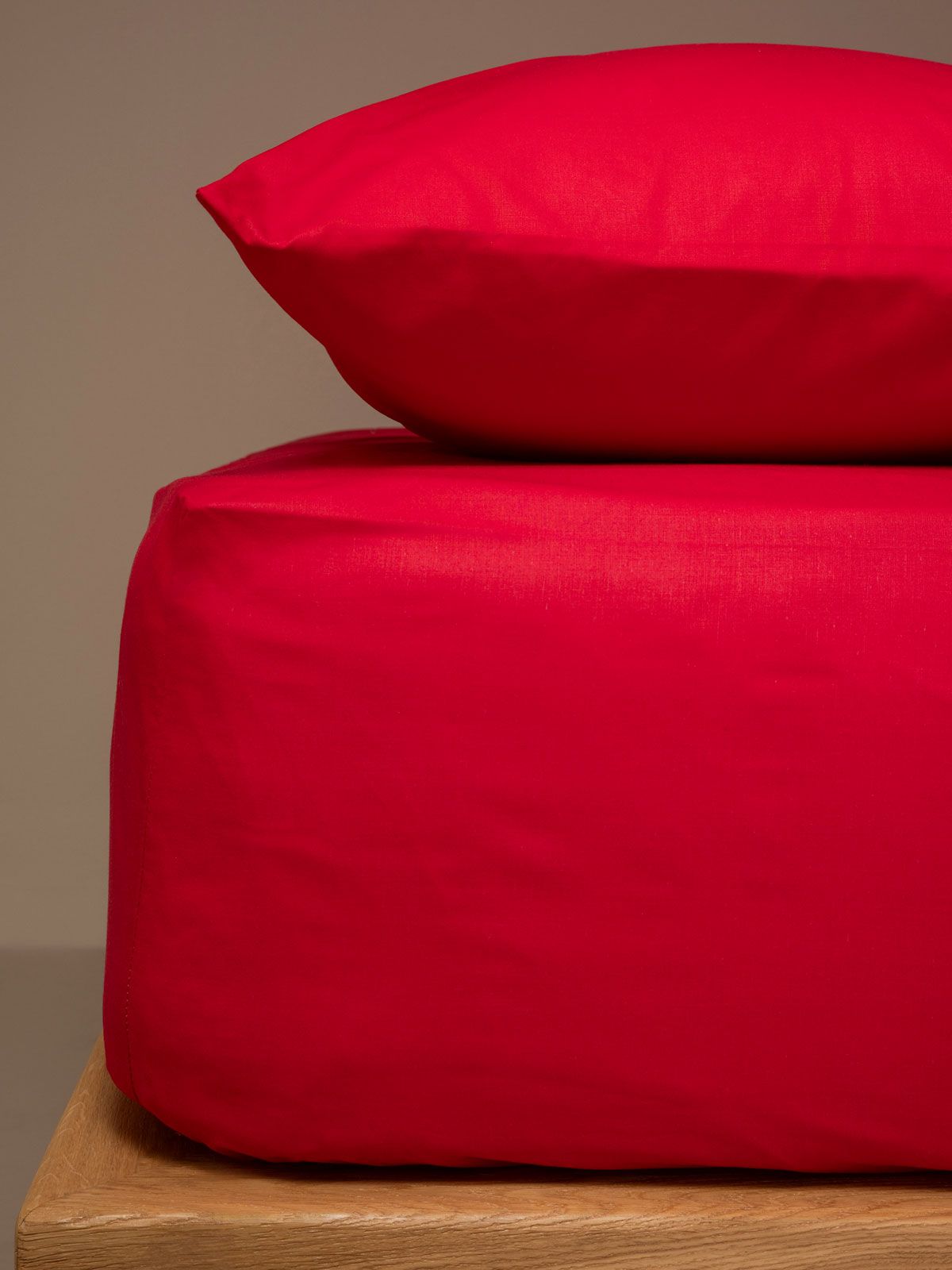 Κατωσέντονο Menta με λάστιχο 12 Red Μονό (100×200+25)
