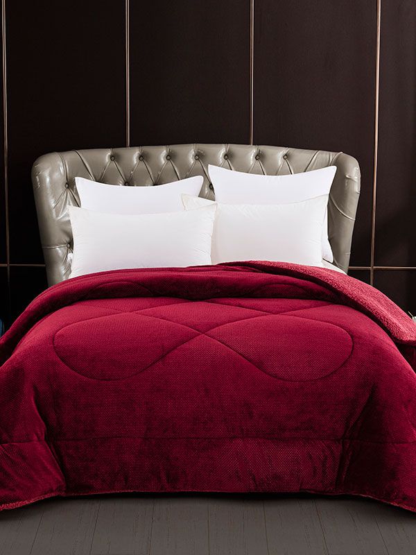 Κουβερτοπάπλωμα Clio Red King Size (240×250)